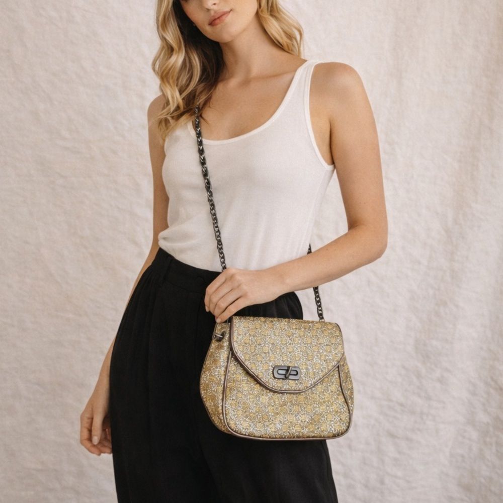 2/$20sparkly Gold Sequin Purse Withchain